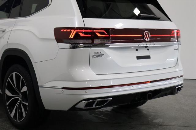 new 2025 Volkswagen Atlas car, priced at $57,006