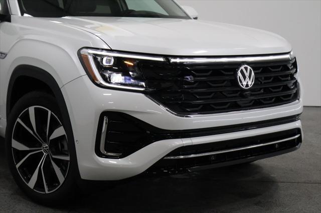 new 2025 Volkswagen Atlas car, priced at $57,006