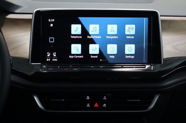 new 2025 Volkswagen Atlas car, priced at $48,715