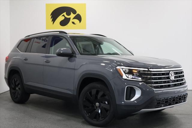 new 2025 Volkswagen Atlas car, priced at $48,715