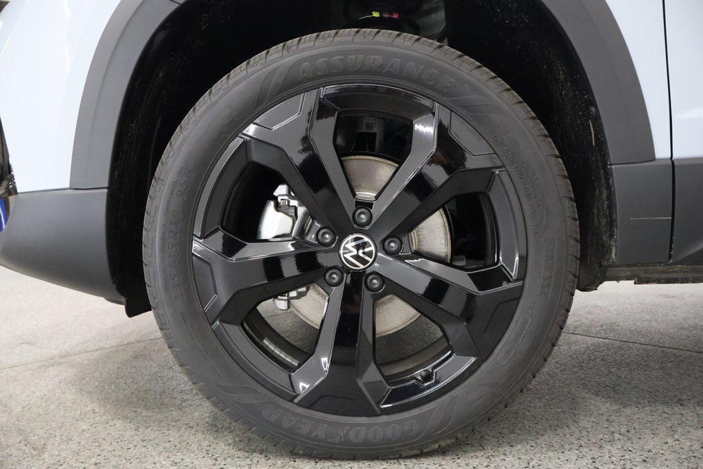 new 2025 Volkswagen Taos car, priced at $34,546