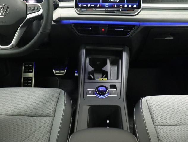 new 2025 Volkswagen Tiguan car, priced at $39,376