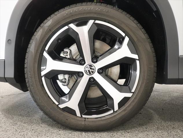 new 2025 Volkswagen Tiguan car, priced at $37,011