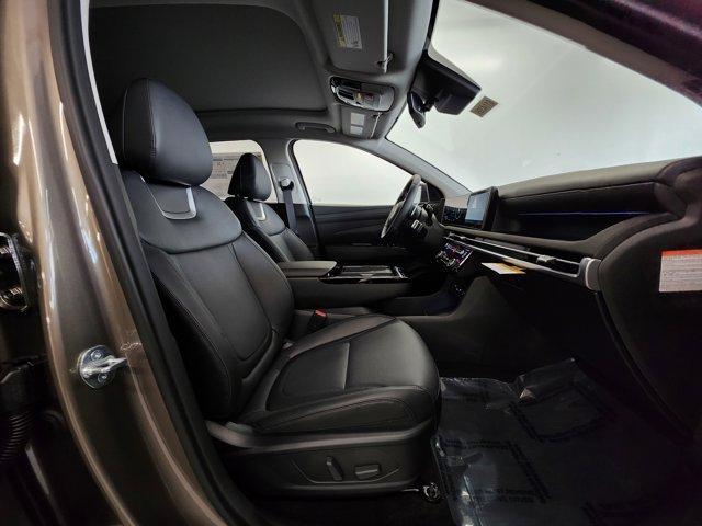 new 2026 Hyundai TUCSON Hybrid car, priced at $42,677