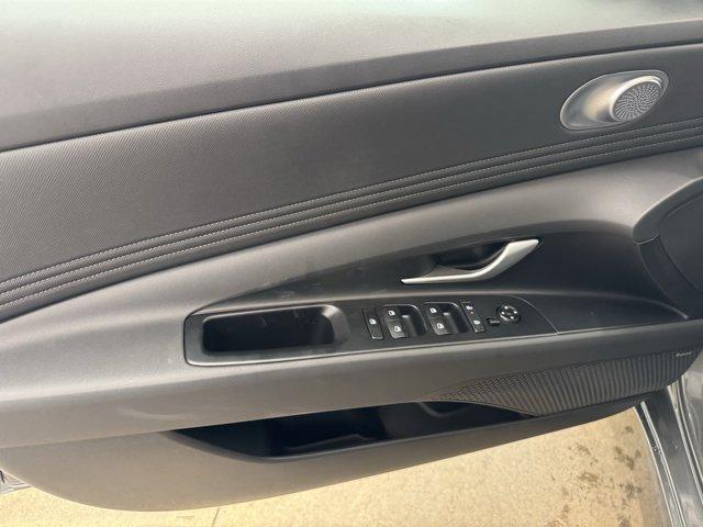 new 2025 Hyundai Elantra car, priced at $27,847