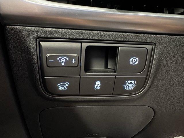 new 2025 Hyundai TUCSON Hybrid car, priced at $42,452