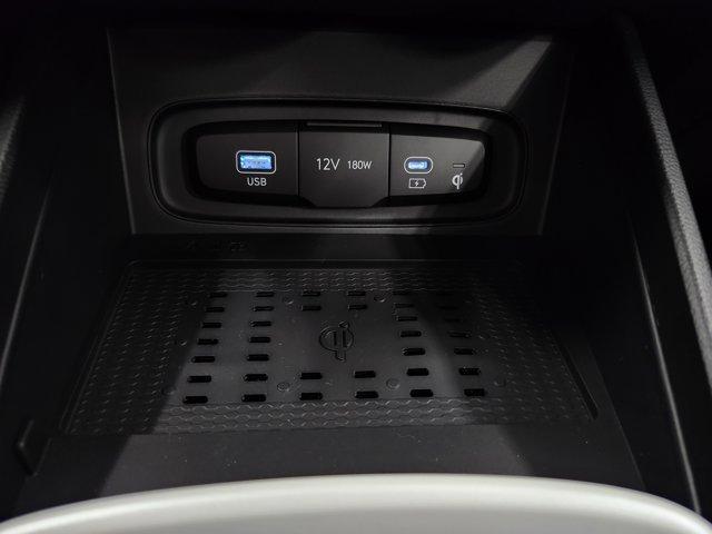 new 2026 Hyundai Venue car, priced at $24,253