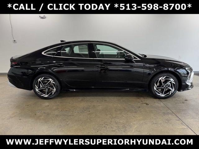 new 2025 Hyundai Sonata car, priced at $31,939