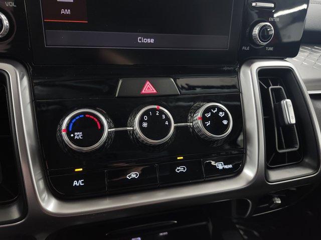 used 2023 Kia Sorento car, priced at $25,789