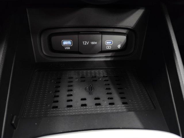 new 2025 Hyundai Venue car, priced at $21,570