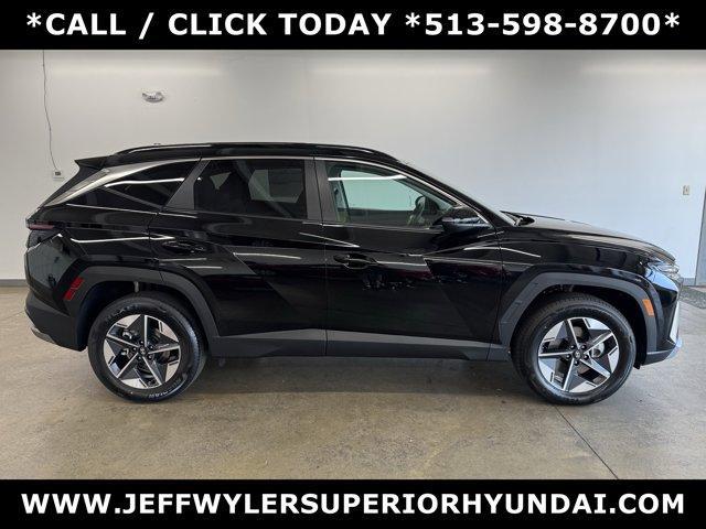 new 2025 Hyundai TUCSON Hybrid car, priced at $37,294