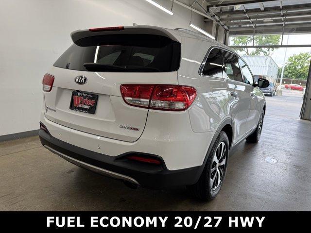 used 2016 Kia Sorento car, priced at $13,556