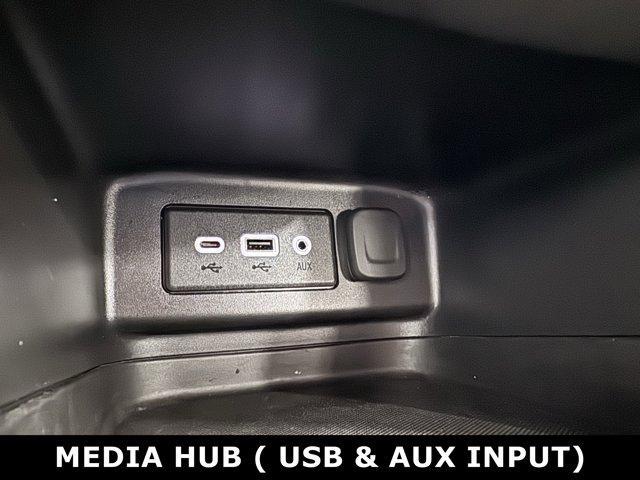 used 2021 Chevrolet Equinox car, priced at $18,602