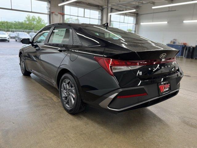 new 2025 Hyundai ELANTRA HEV car, priced at $26,721