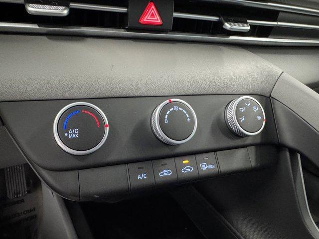 new 2025 Hyundai Elantra car, priced at $23,678