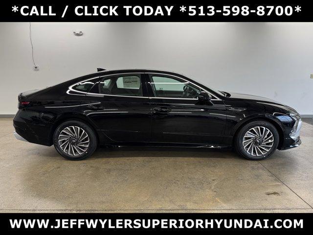 new 2025 Hyundai Sonata Hybrid car, priced at $38,973