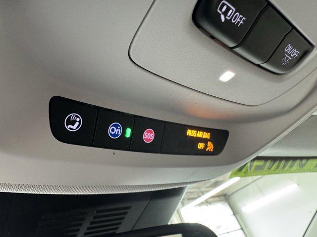 used 2025 Buick Envision car, priced at $34,959