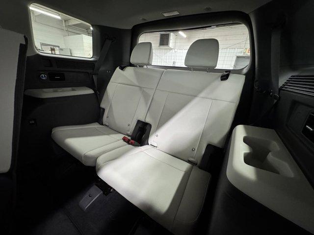 new 2025 Hyundai Santa Fe car, priced at $39,284