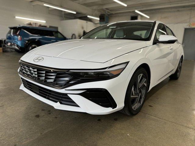 new 2025 Hyundai Elantra car, priced at $27,977