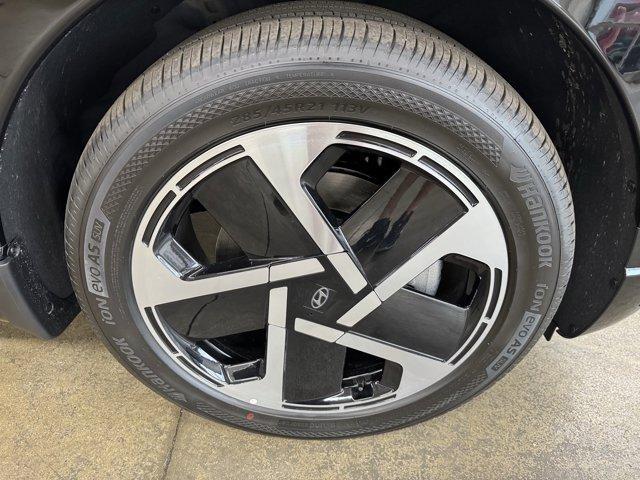 new 2026 Hyundai IONIQ 9 car, priced at $69,278