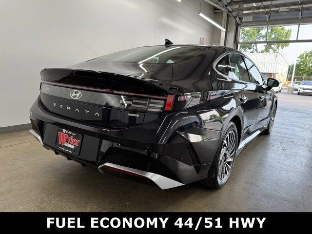 new 2025 Hyundai Sonata Hybrid car, priced at $38,857