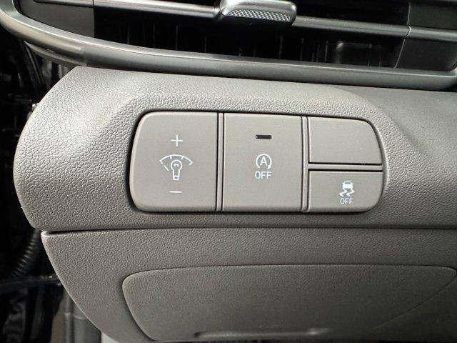 new 2025 Hyundai Elantra car, priced at $23,417