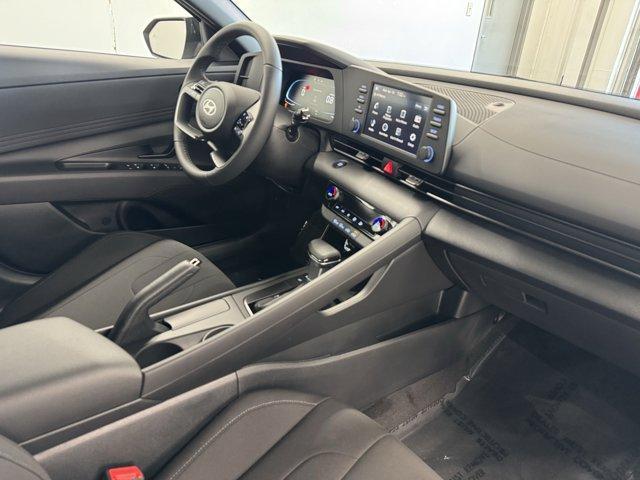 new 2025 Hyundai Elantra car, priced at $22,860