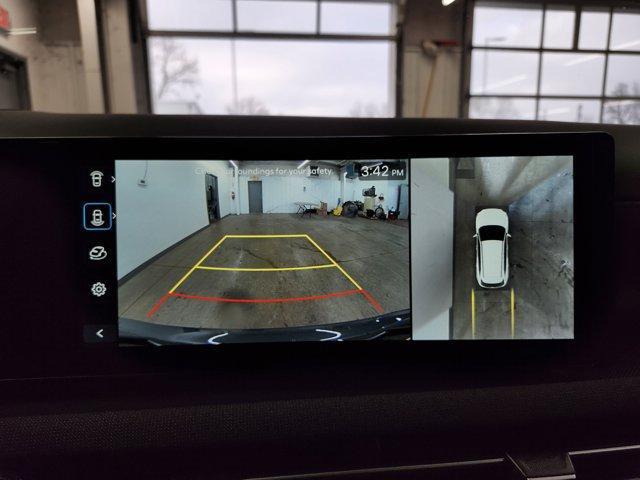 new 2026 Hyundai TUCSON Hybrid car, priced at $42,677