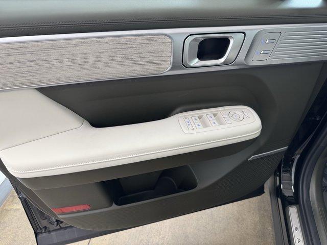 new 2025 Hyundai Santa Fe car, priced at $48,695