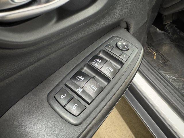 used 2019 Jeep Cherokee car, priced at $18,927