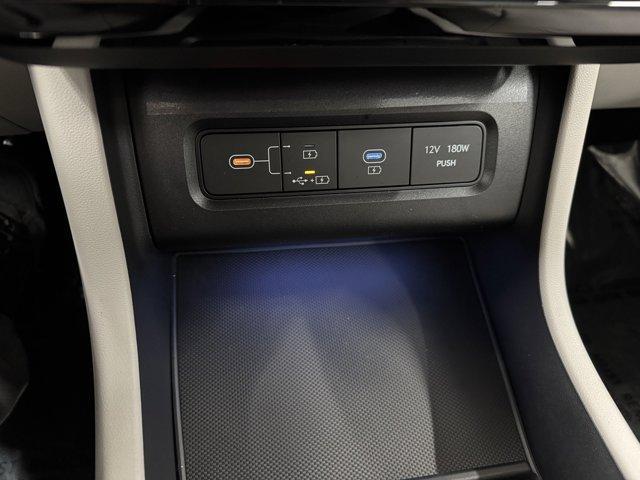 new 2025 Hyundai TUCSON Hybrid car, priced at $37,790