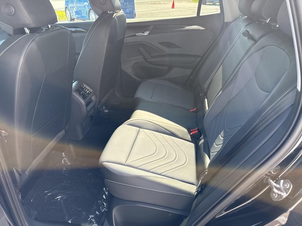 new 2025 Volkswagen Tiguan car, priced at $33,330