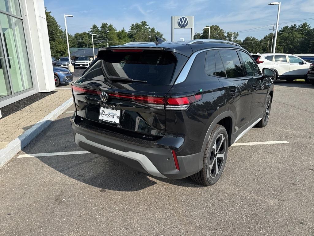 new 2025 Volkswagen Tiguan car, priced at $33,330