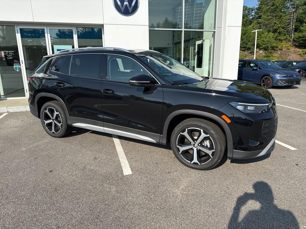 new 2025 Volkswagen Tiguan car, priced at $33,330