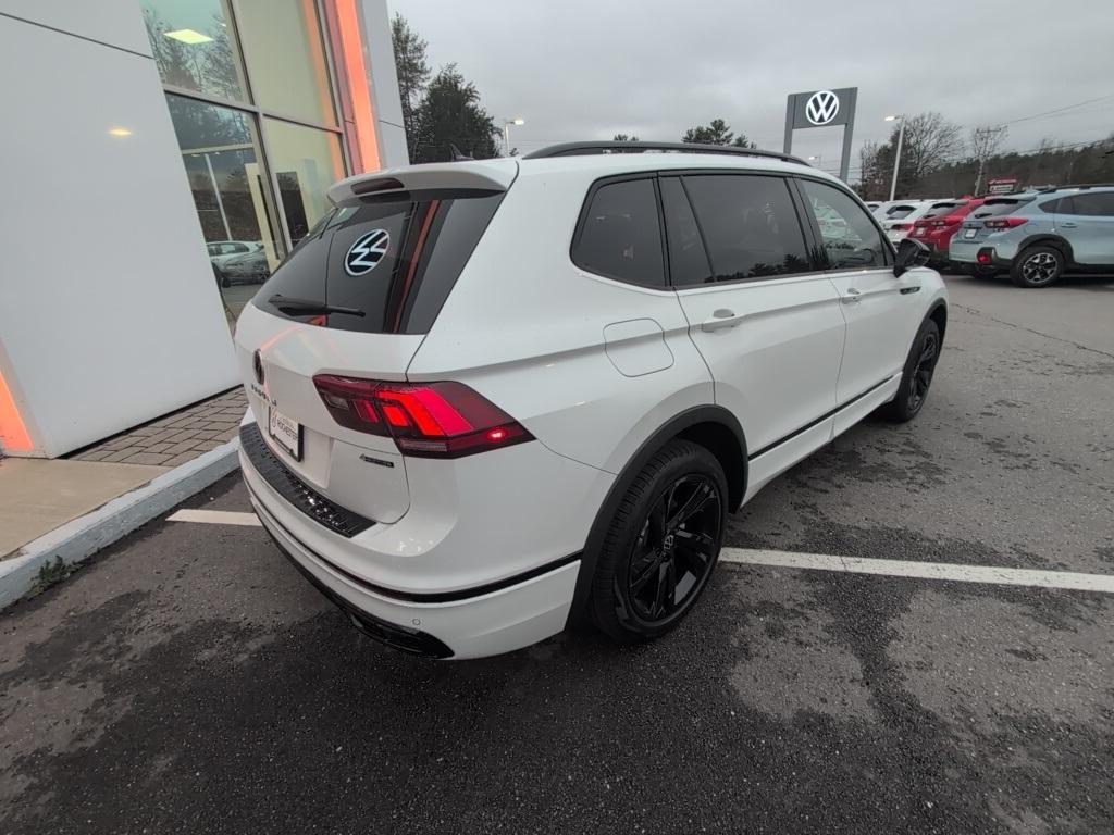 new 2024 Volkswagen Tiguan car, priced at $34,832