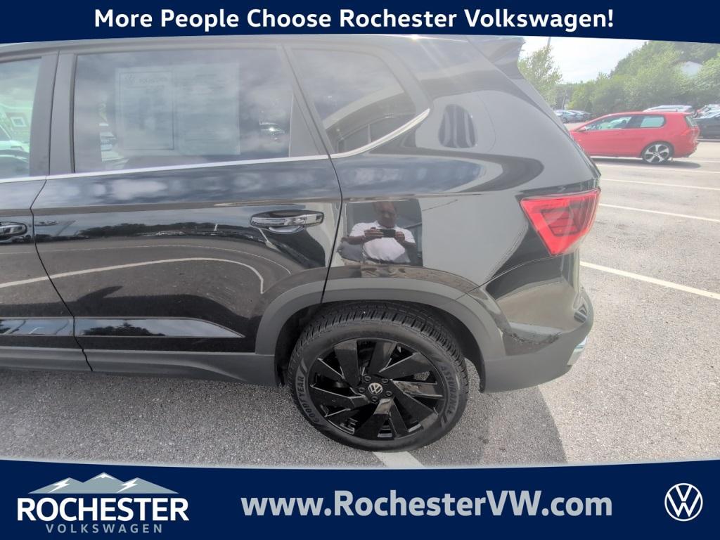used 2024 Volkswagen Taos car, priced at $30,395
