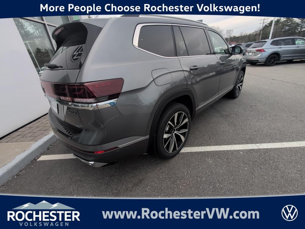new 2025 Volkswagen Atlas car, priced at $52,380