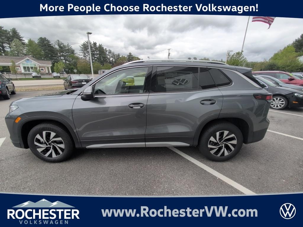 new 2025 Volkswagen Tiguan car, priced at $32,420