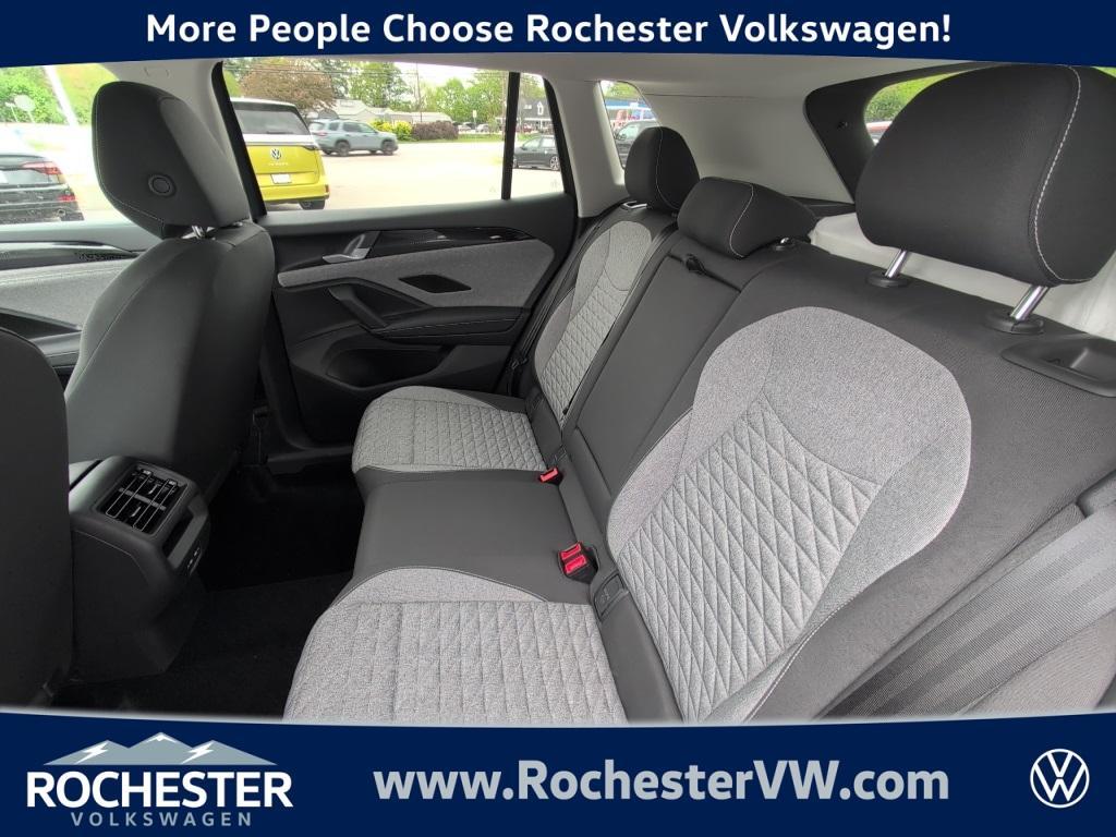 new 2025 Volkswagen Tiguan car, priced at $32,420