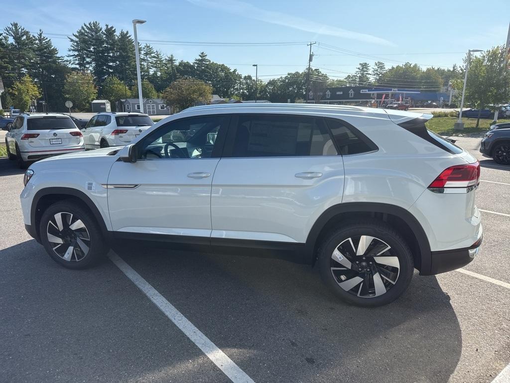 new 2026 Volkswagen Atlas Cross Sport car, priced at $45,690