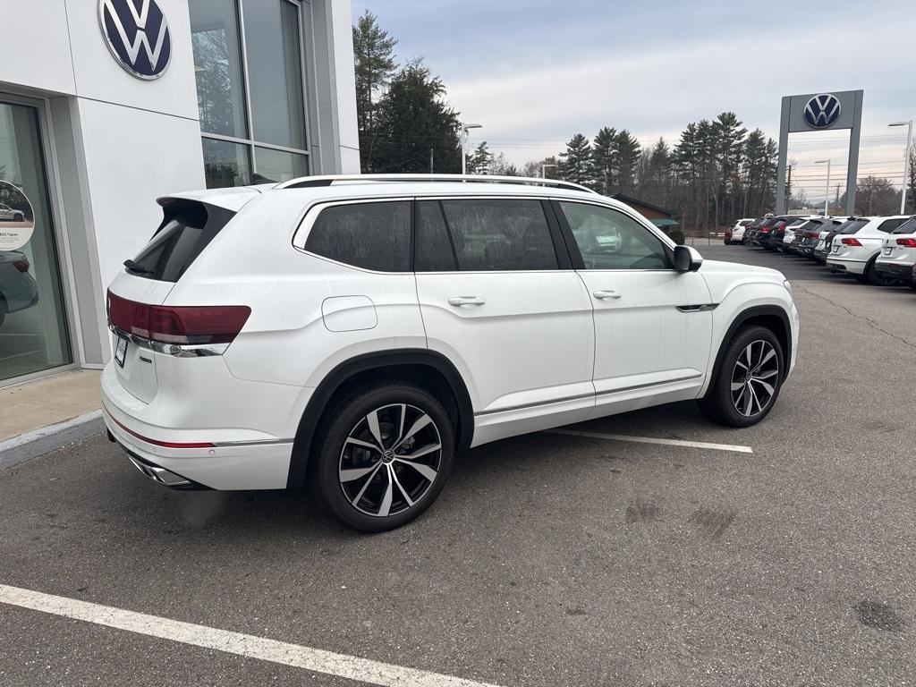 new 2026 Volkswagen Atlas car, priced at $54,119