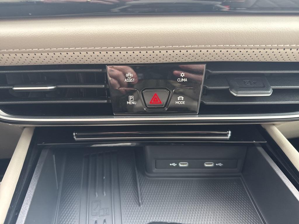 new 2026 Volkswagen Atlas car, priced at $54,119