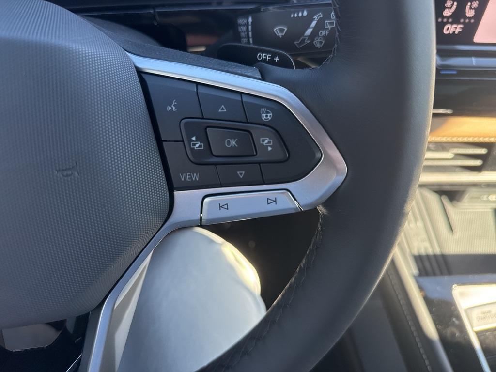 new 2026 Volkswagen Atlas Cross Sport car, priced at $50,284