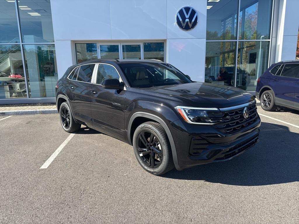 new 2026 Volkswagen Atlas Cross Sport car, priced at $50,284