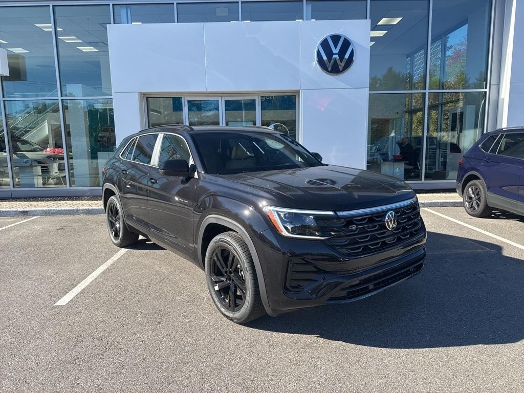 new 2026 Volkswagen Atlas Cross Sport car, priced at $50,284