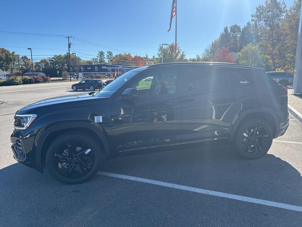 new 2026 Volkswagen Atlas Cross Sport car, priced at $50,284