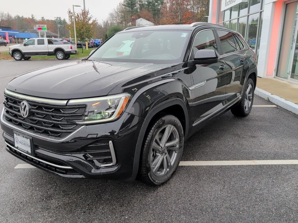 new 2024 Volkswagen Atlas Cross Sport car, priced at $44,697