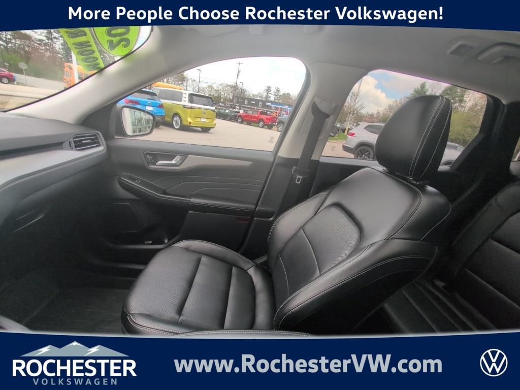 used 2022 Ford Escape car, priced at $28,495