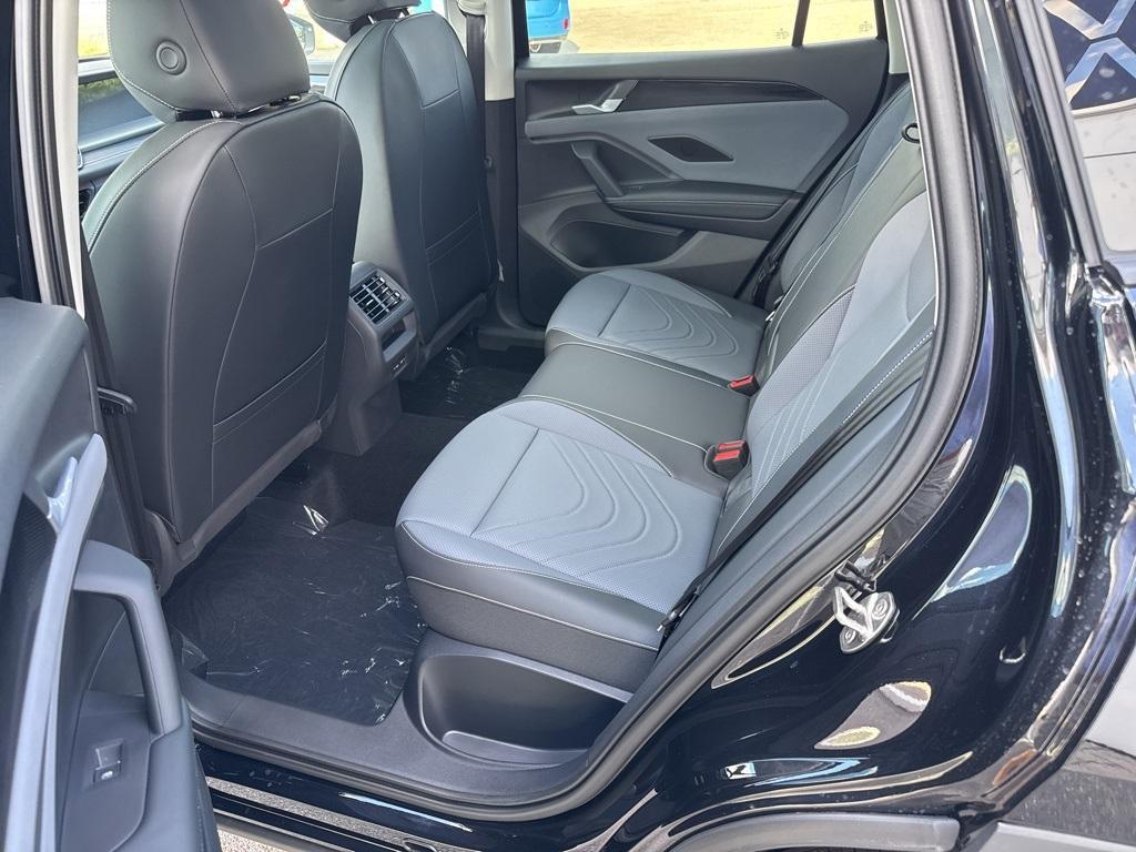 new 2025 Volkswagen Tiguan car, priced at $34,530