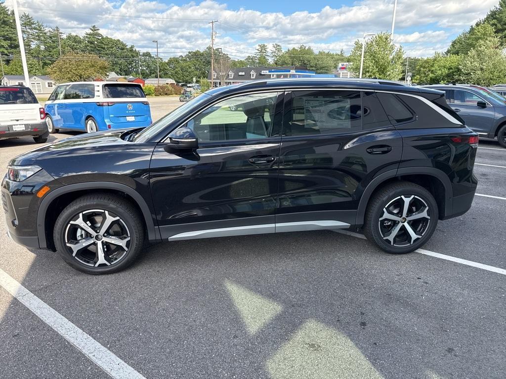 new 2025 Volkswagen Tiguan car, priced at $34,530